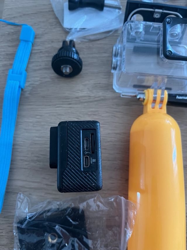 Cámara de Acción 4K GoPro + Accesorios