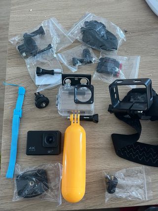 Cámara de Acción 4K GoPro + Accesorios