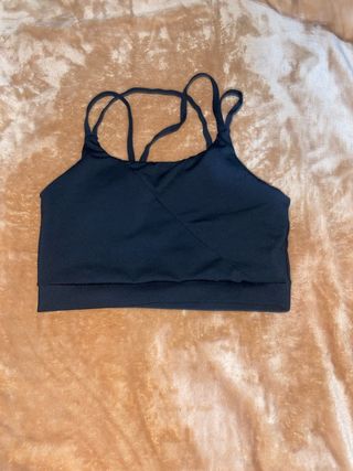 Top negro tirantes espalda cruzada