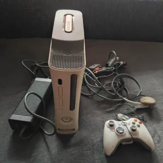 Xbox 360 60GB HDD gris y blanco