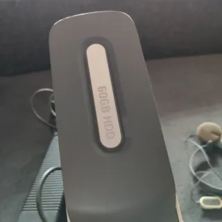 Xbox 360 60GB HDD gris y blanco