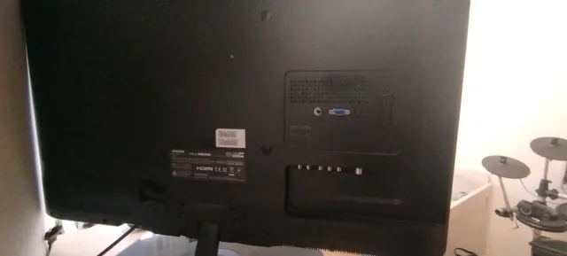 Televisor Philips Negro año 2012.