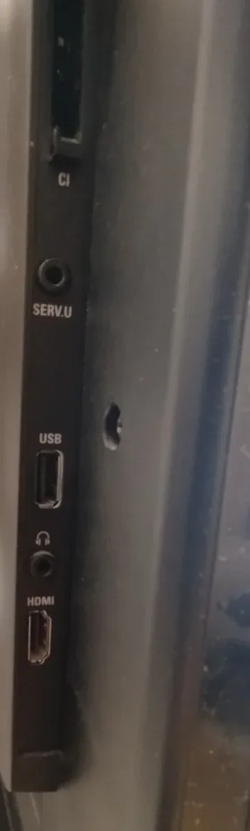 Televisor Philips Negro año 2012.