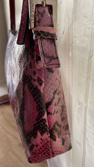 Borsa Nicoli rettile fucsia e nera