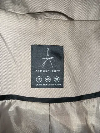 Gabardina mujer beige