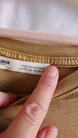 Camiseta top  Springfield manga larga amarilla