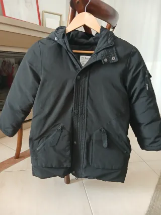 Casaco infantil preto com forro, tamanho 7/8 anos