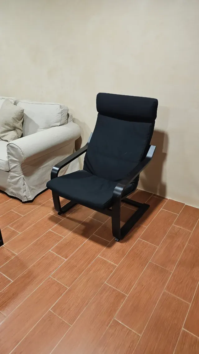 Sillón mecedora tela y madera