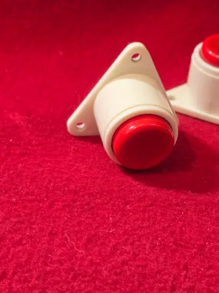 Lote 4 pulsadores per riparazione flipper