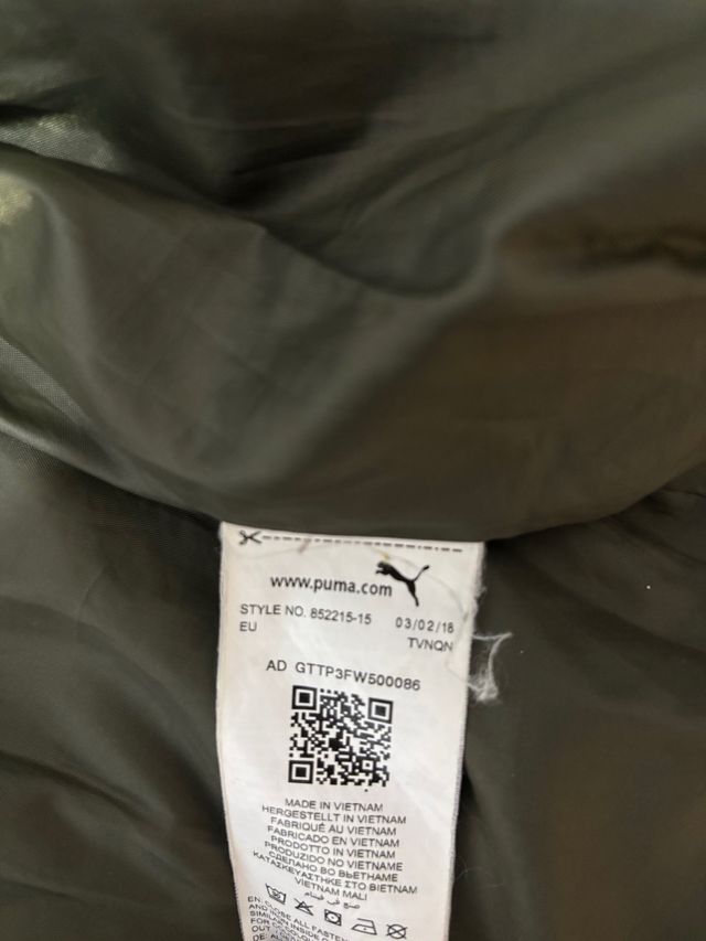 Chaqueta Puma verde talla M