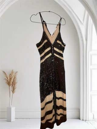 Vestido Uterqüe Negro y Blanco