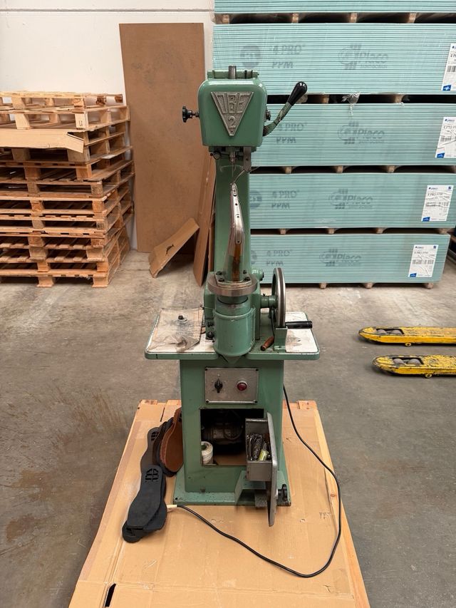 Máquina coser suelas OBE 2