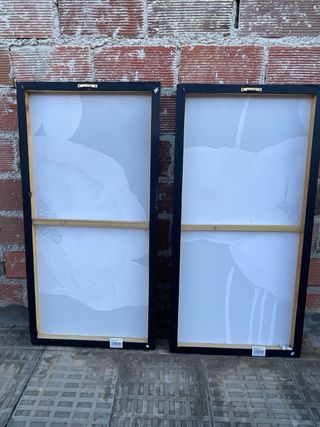 Quadri moderni con fiore dorato