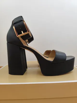 Sandalias Michael Kors Tacón Ancho Negro