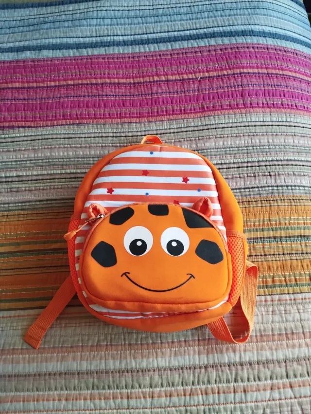 Mochila infantil naranja