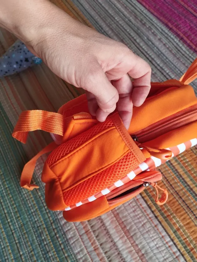 Mochila infantil naranja