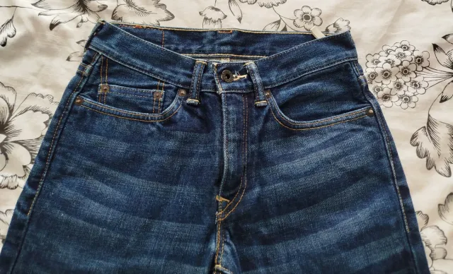 Pantalones vaqueros Levi's originales