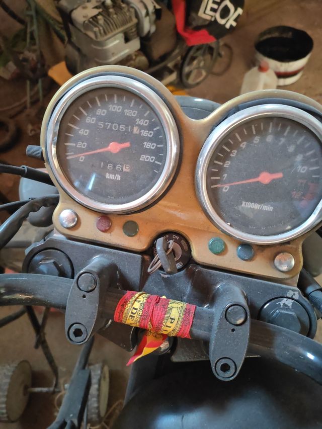 Suzuki gs500 naranja / negra NO NEGOCIABLE