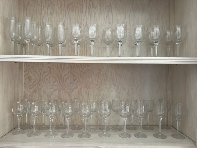 Cristalería completa vintage — copas de vino, lico