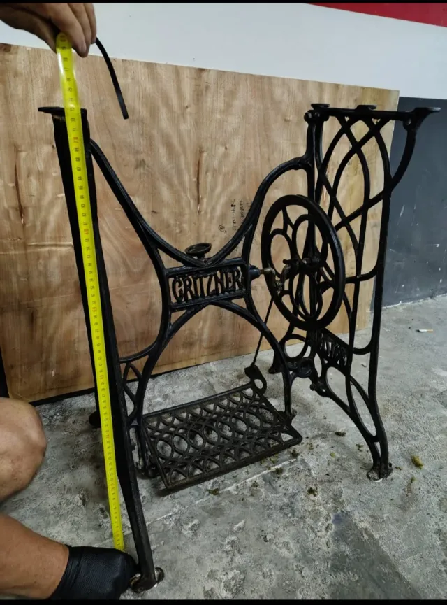 Base Máquina Coser Antigua Hierro Fundido GRIZNER 