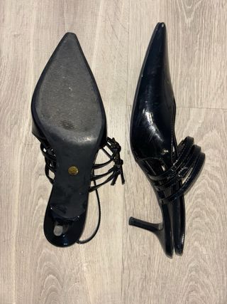 Tacones bajos negros