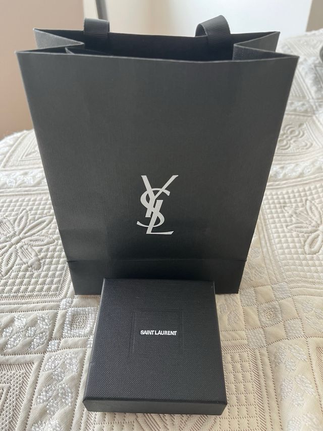 Collar Saint Laurent YSL Dorado