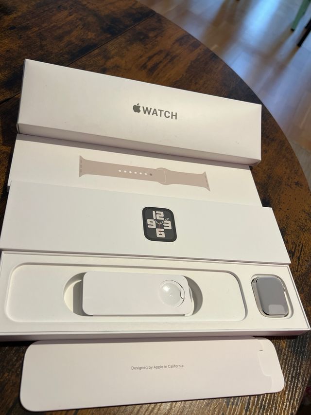 Apple Watch SE 40mm Aluminio Beige/Plata