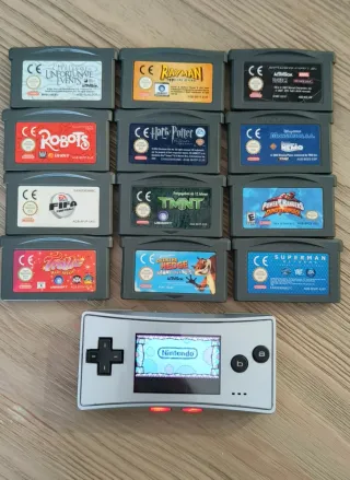 Game Boy Micro + 13 Juegos