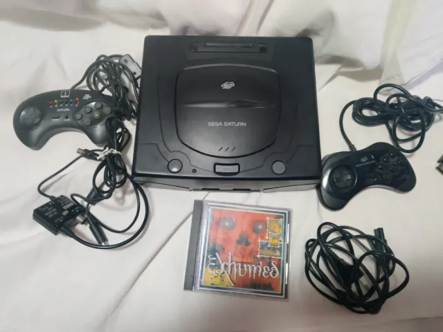 Sega Saturn MK-80200A-50 PAL Negra