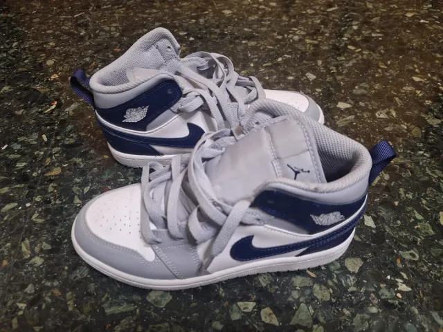 Zapatillas Jordan Talla 37 Gris/Blanco