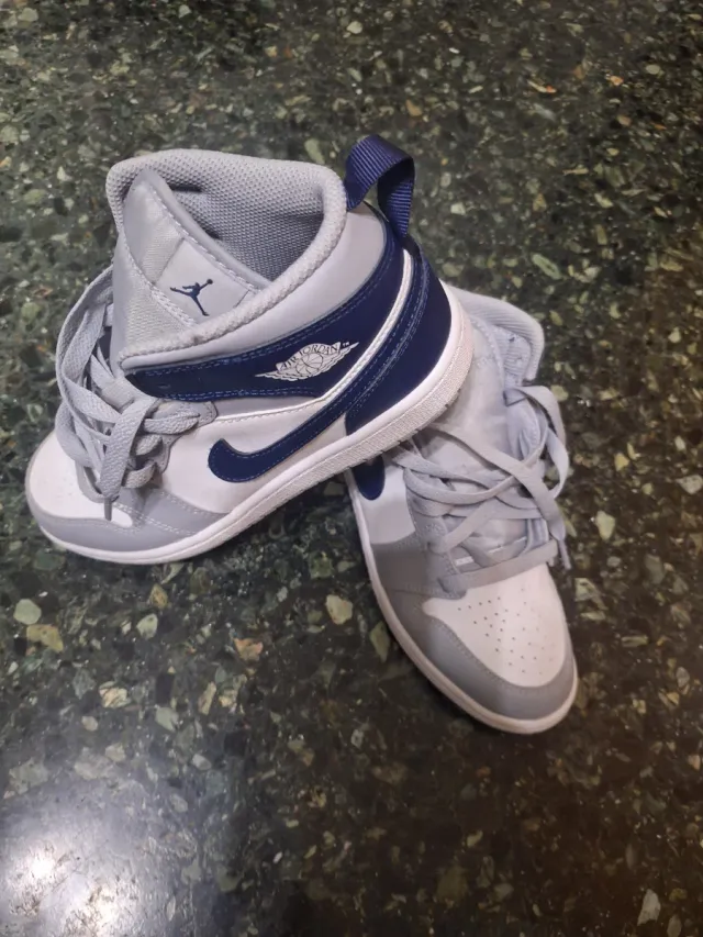 Zapatillas Jordan Talla 37 Gris/Blanco