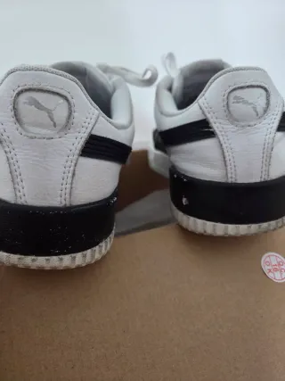 Scarpe Puma bianche con scatola