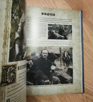 JUEGO DE TRONOS - EL LIBRO OFICIAL - SERIE -