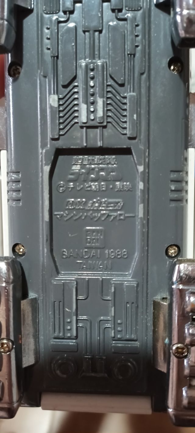 Machine Buffalo de la serie Bioman. De bandai 1988