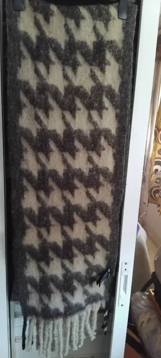 Bufanda suave con estampado pata de gallo