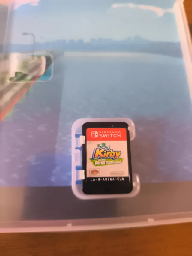 Kirby y la Tierra Olvidada Nintendo Switch