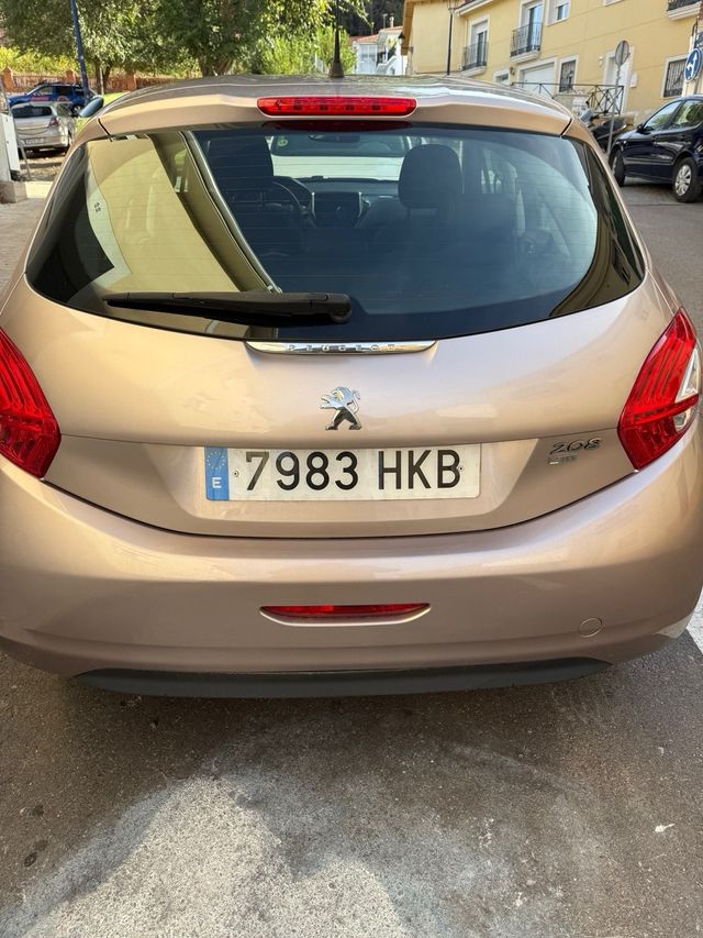Peugeot 208/año 2011/ 1600HDI/ 90CV/ 245321km