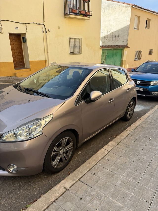 Peugeot 208/año 2011/ 1600HDI/ 90CV/ 245321km