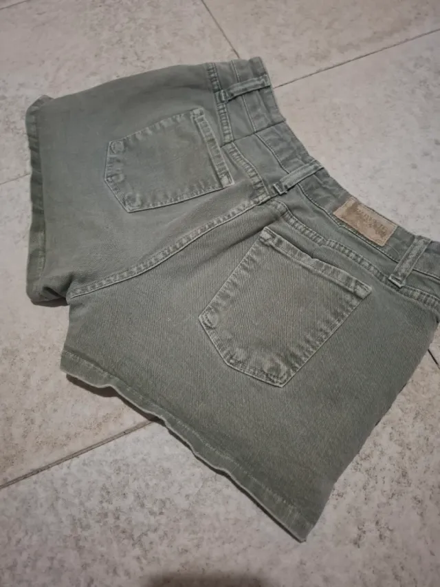 Shorts vaqueros verde grisaceo Brownie