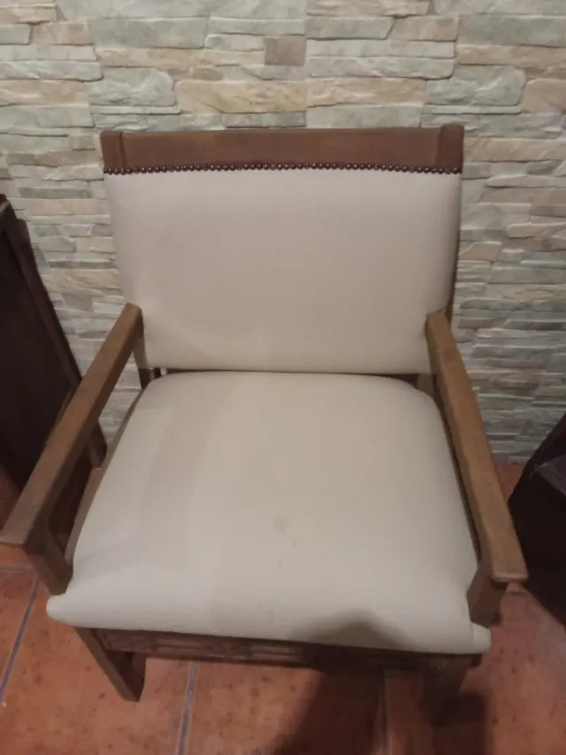 4 Sillones de madera y tela beige