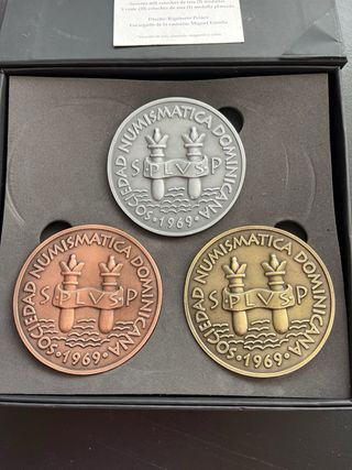 Medallas República Dominicana Bicentenario