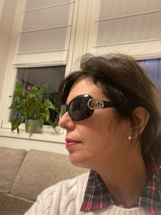 Occhiali Giorgio Armani neri e con logo con Swarow