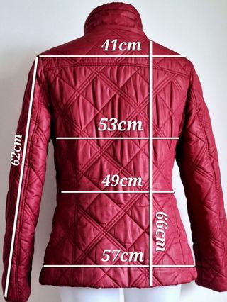 Abrigo Plumifero Corto de Mujer