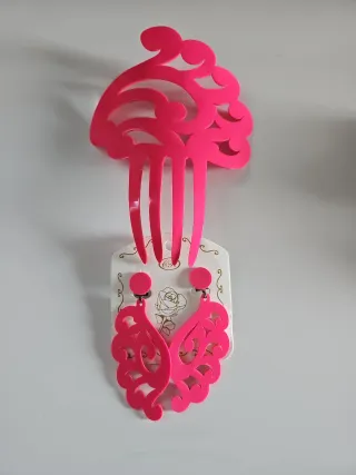 Peineta y pendientes flamenca fucsia