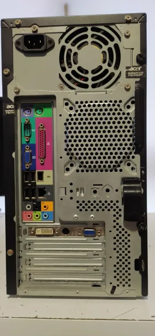 Acer Aspire M1610 para jugar a juegos Retros - 166