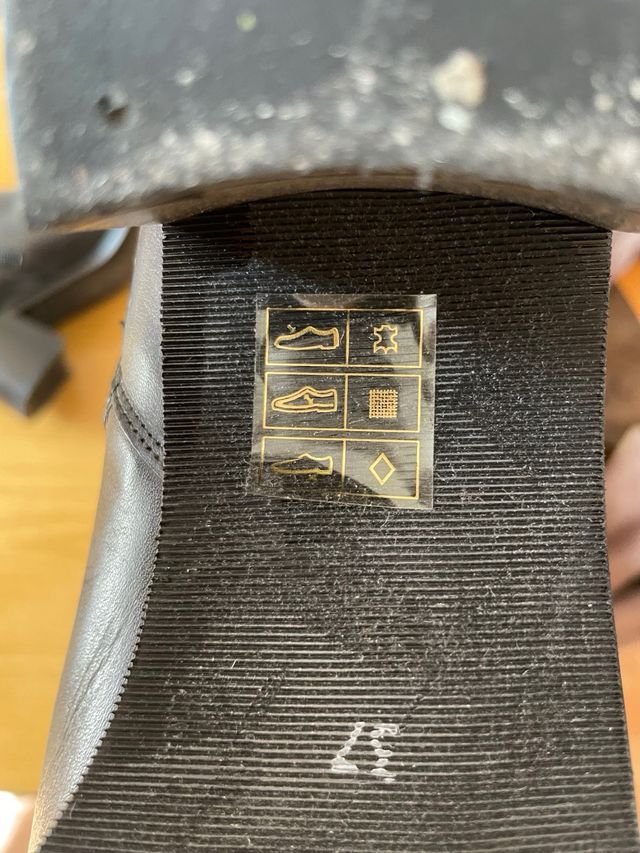 Botas de piel caña alta