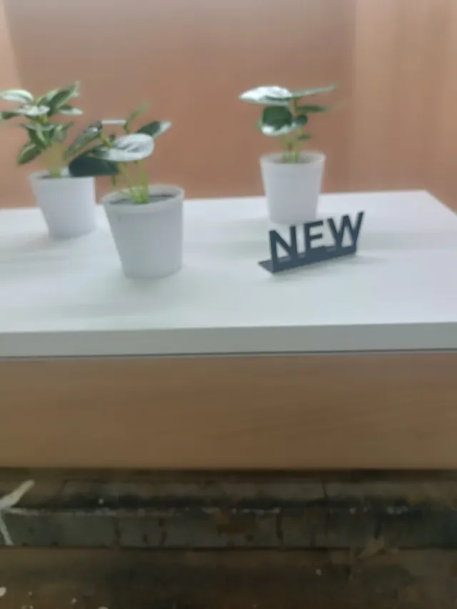 Mensola sospesa in  legno