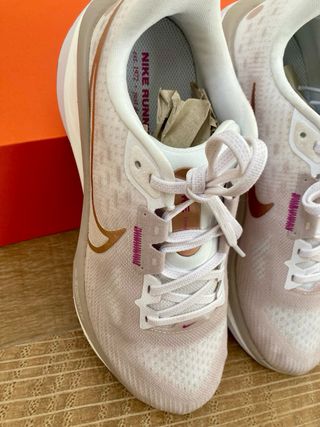 Zapatillas Nike Vomero 17 Mujer Talla 41.5