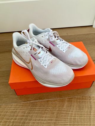 Zapatillas Nike Vomero 17 Mujer Talla 41.5