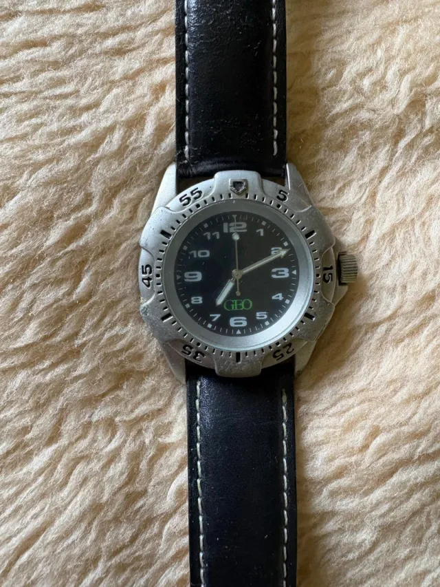 Reloj GEO